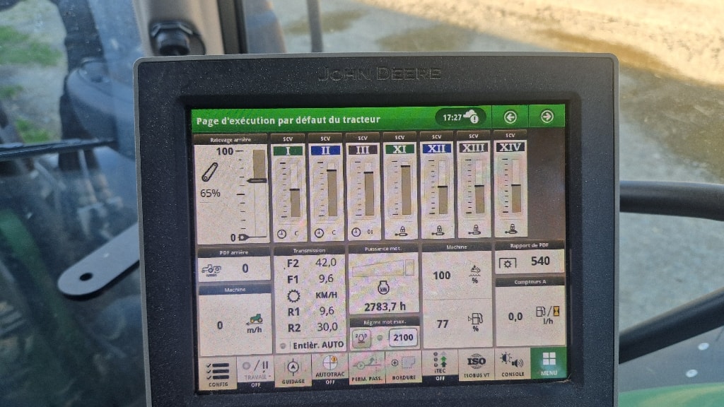 Tracteur chargeur JOHN DEERE 6130R - photo slide 15