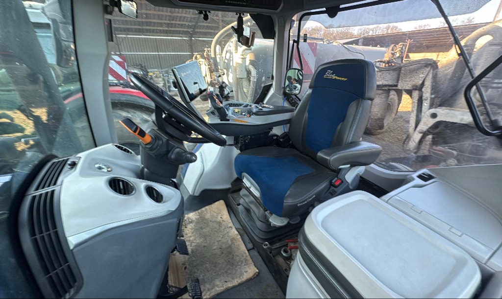 Tracteur NEW HOLLAND T7.315 - photo slide 23