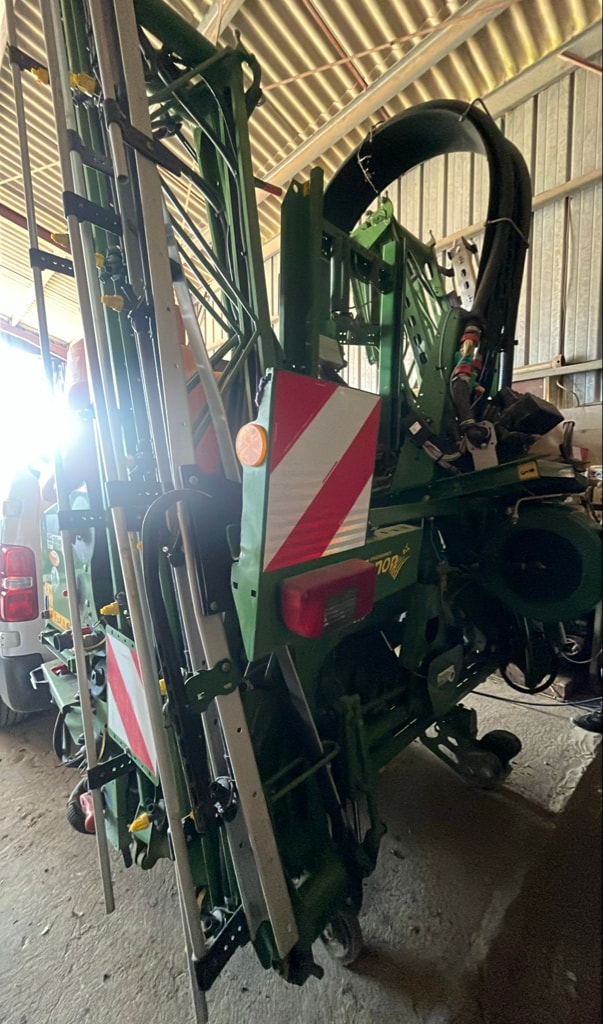 Pulverisateur AMAZONE UF901 - photo slide 5