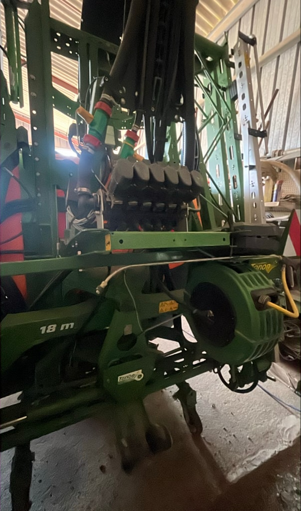 Pulverisateur AMAZONE UF901 - photo slide 9