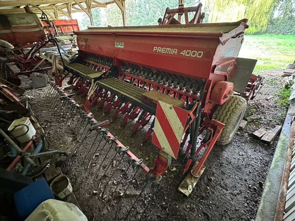 Semoir en ligne KUHN Premia 4000 - photo slide 3