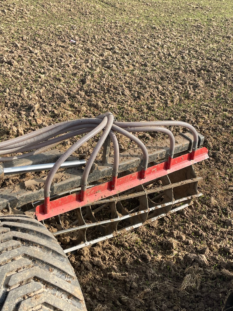 Dechaumeur SOUCHU PINET BB 560 cover crop - photo slide 8