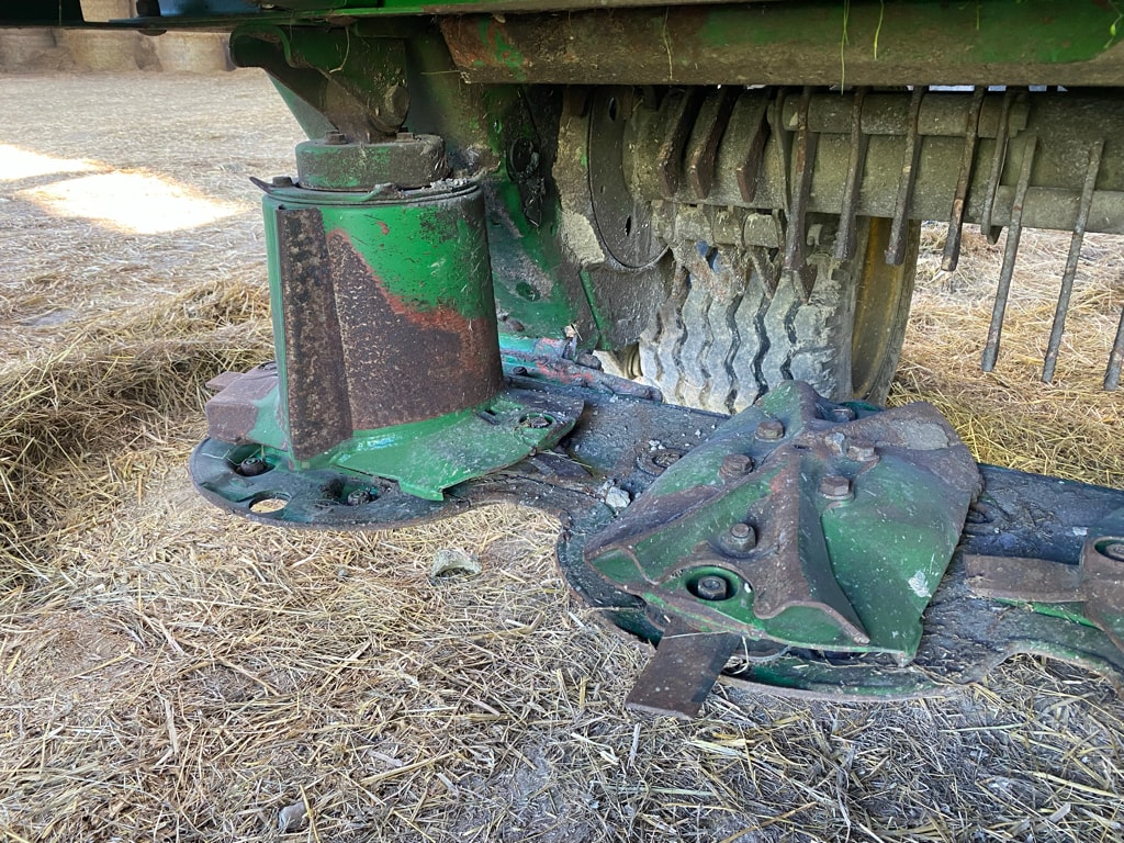 Faucheuse conditionneuse JOHN DEERE S 310 R - photo slide 5