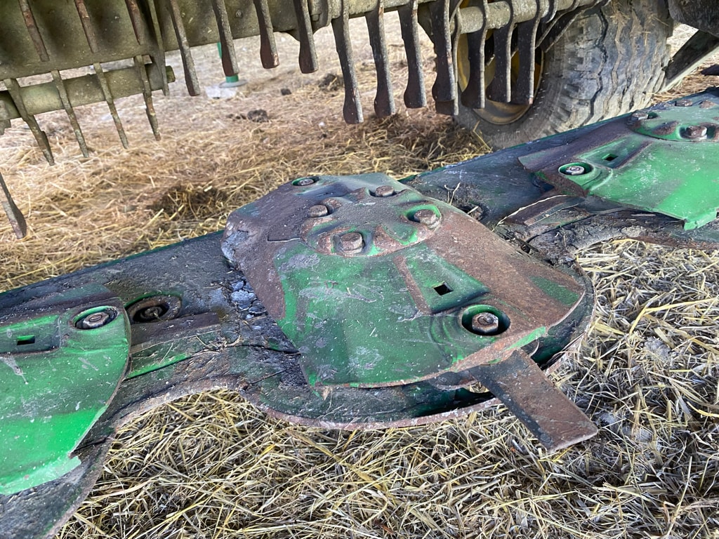 Faucheuse conditionneuse JOHN DEERE S 310 R - photo slide 6