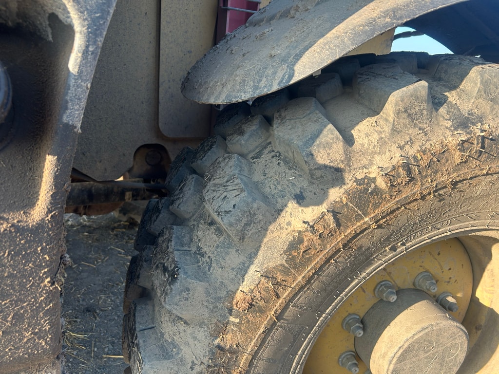 Telescopique CATERPILLAR TH 337 C - photo slide 7