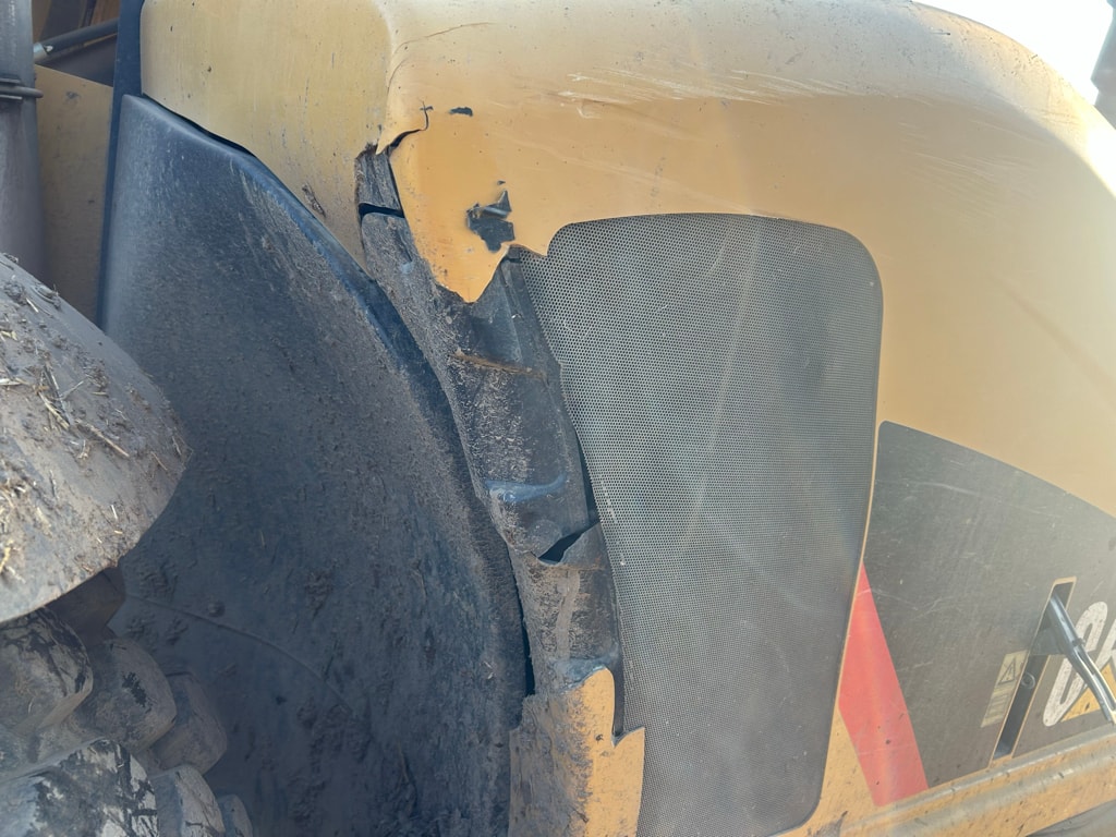 Telescopique CATERPILLAR TH 337 C - photo slide 13