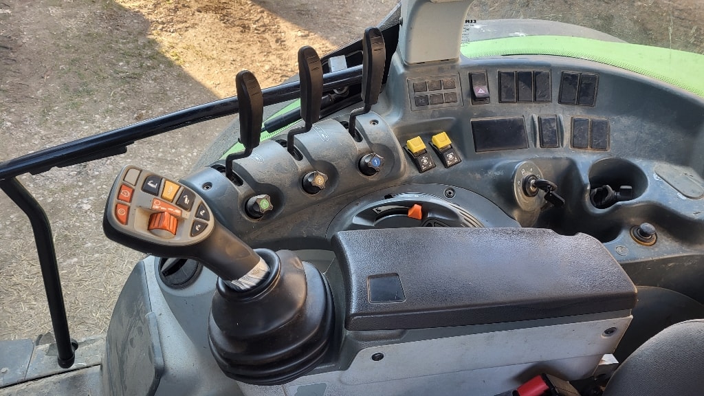 Tracteur CLAAS ARION 430 CIS - photo slide 8