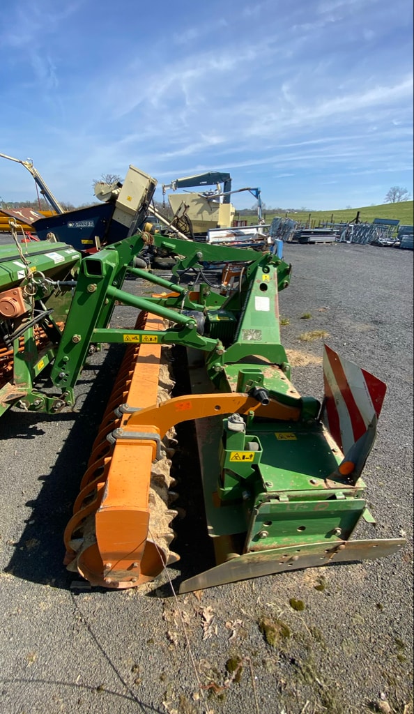 Herse rotative AMAZONE KE 3000 SPECIAL - photo slide 1