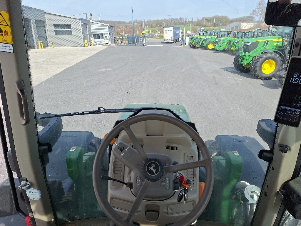 Tracteur JOHN DEERE 6110M - photo slide 14