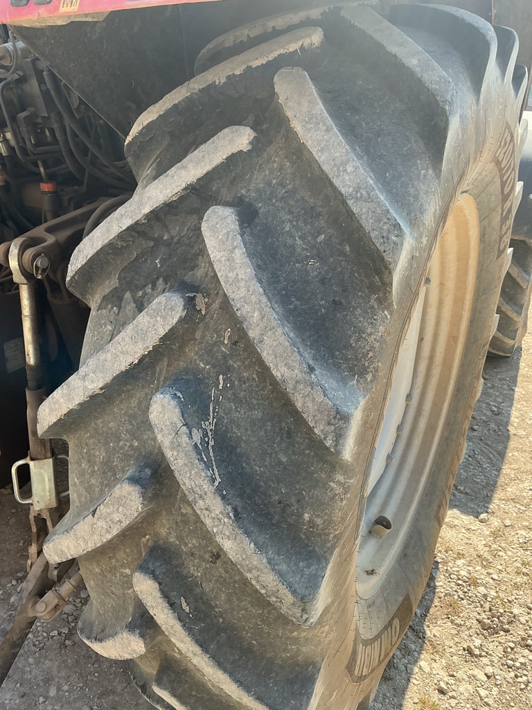 Tracteur MC CORMICK X6 415 - photo slide 16