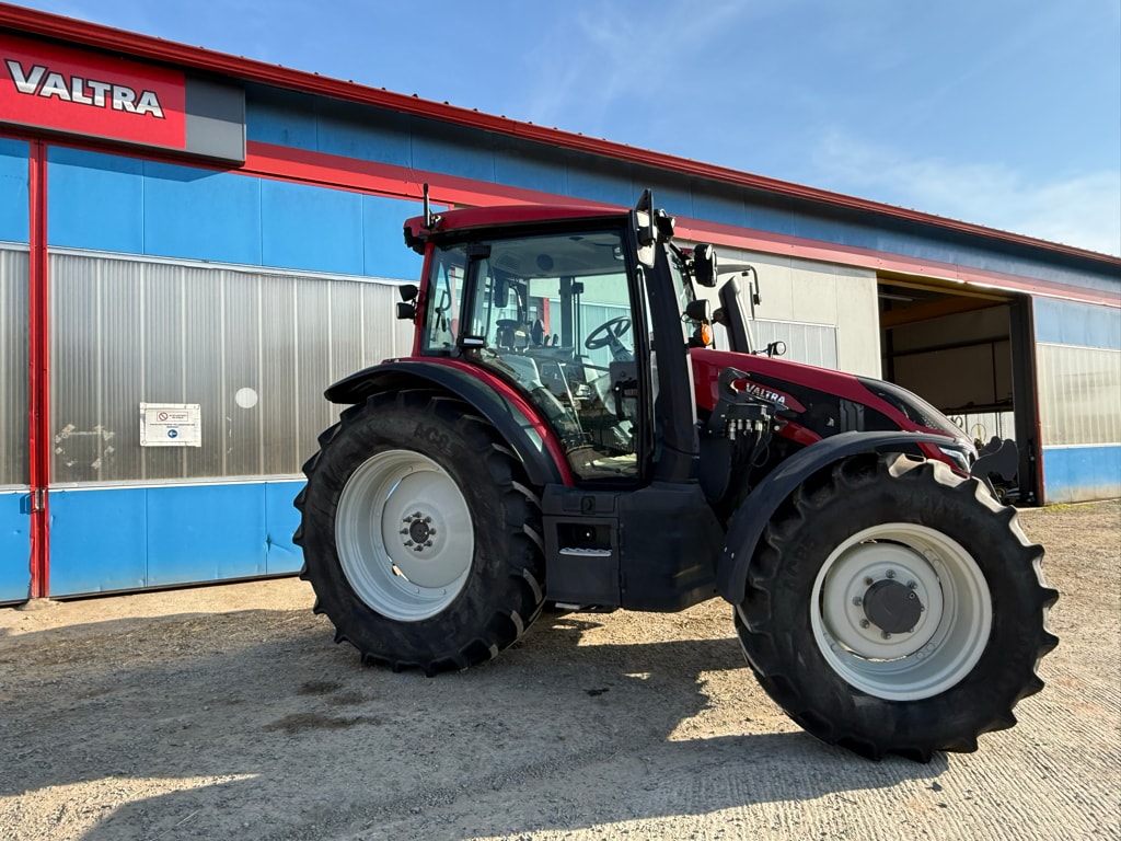 Tracteur VALTRA G115H - photo slide 4