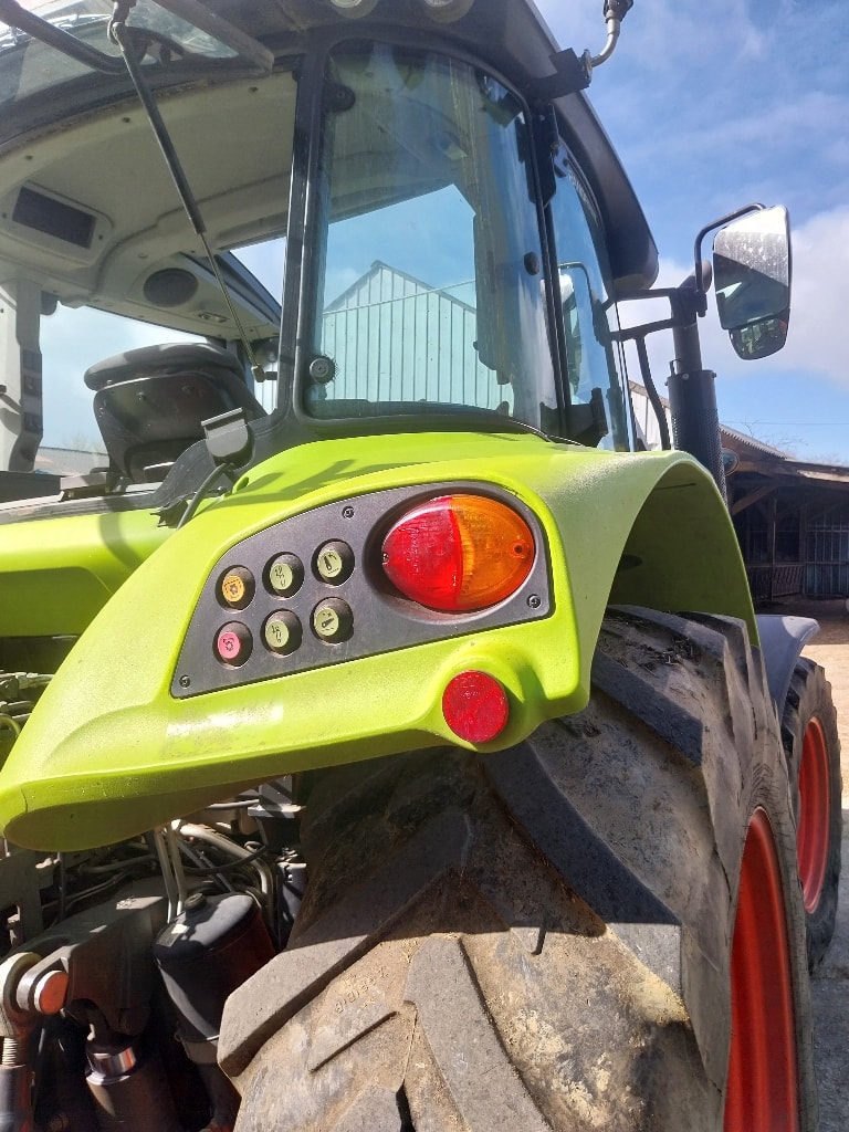 Tracteur chargeur CLAAS ARION 430 - photo slide 21