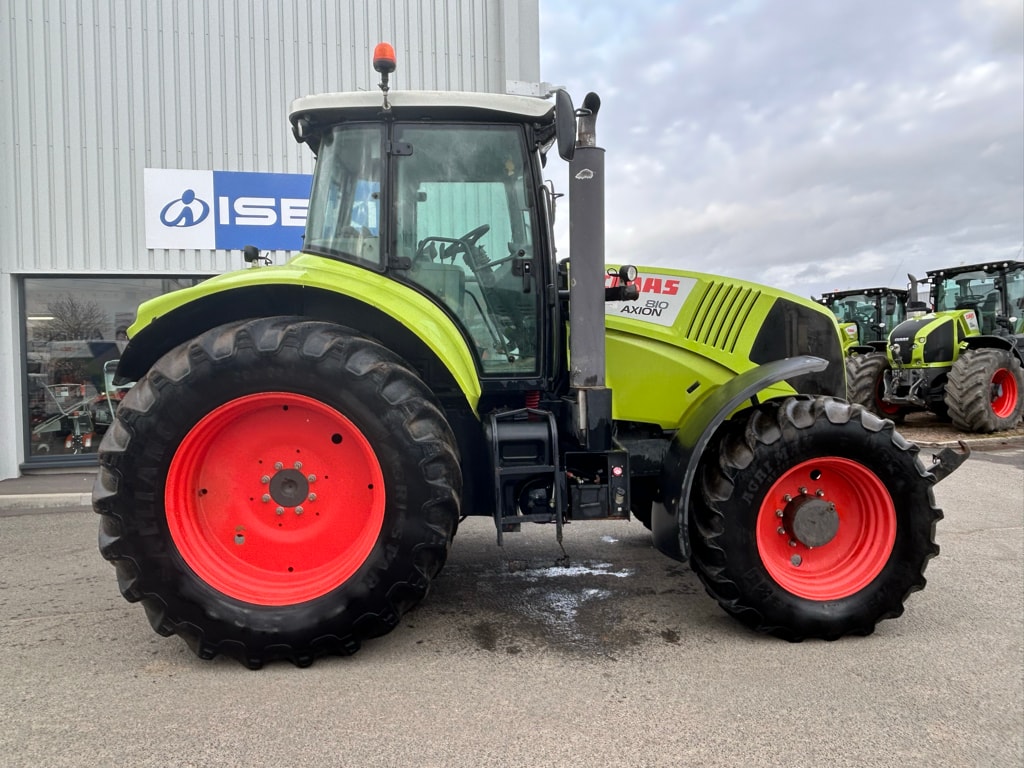 Tracteur CLAAS AXION 810 - photo slide 8