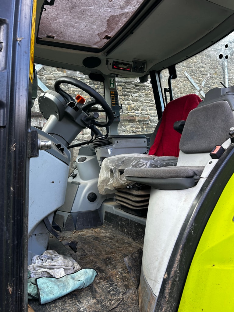 Tracteur chargeur CLAAS ARION 420 - photo slide 13