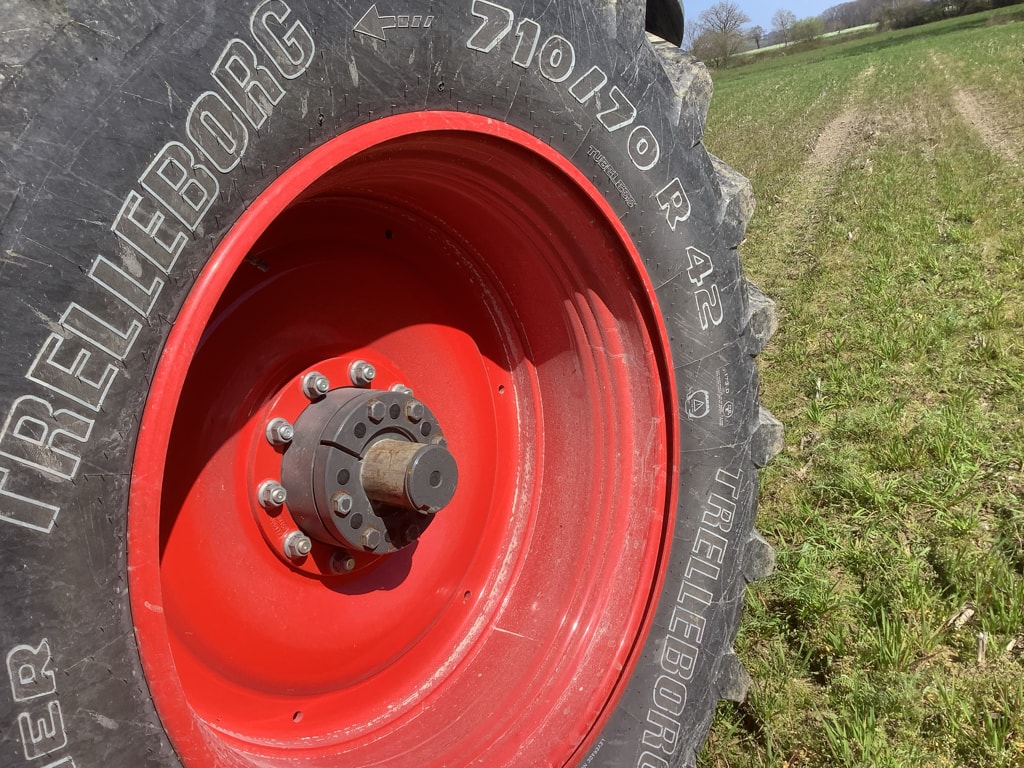 Tracteur FENDT 828 VARIO PROFI + - photo slide 7