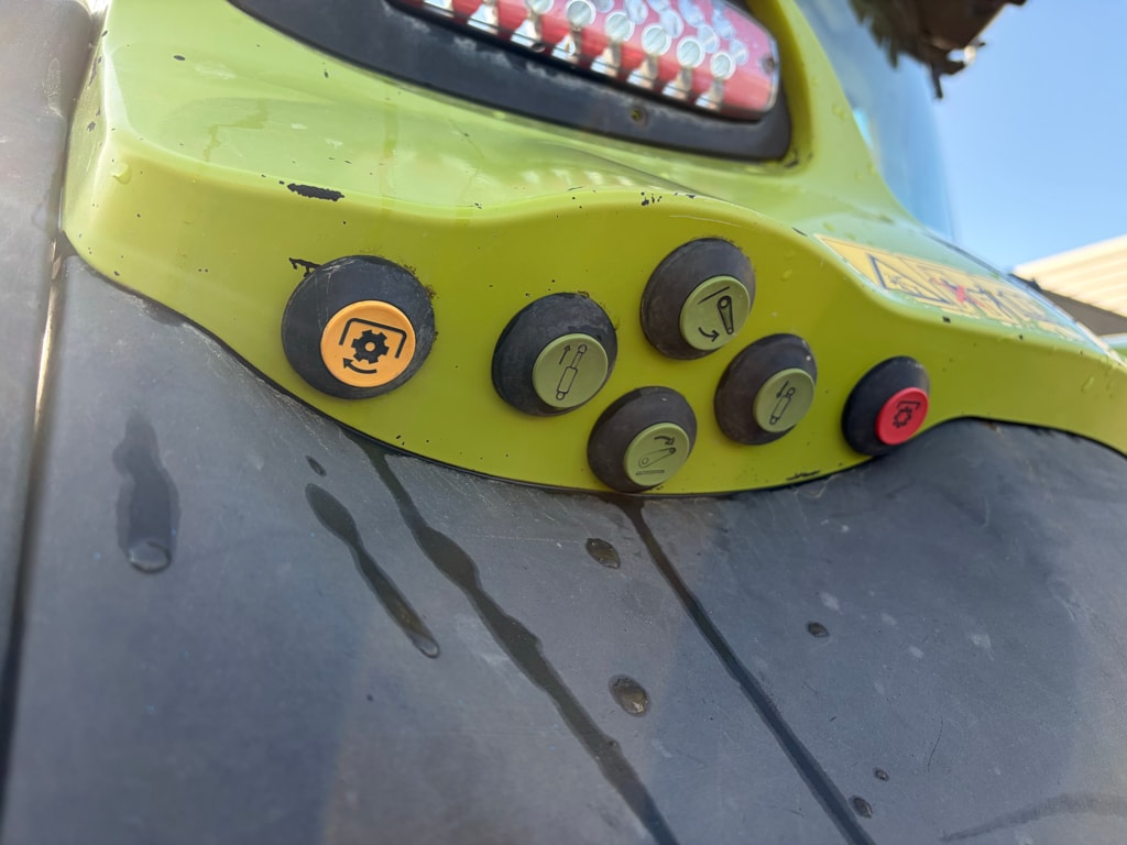Tracteur CLAAS AXION 830 CEBIS - photo slide 13