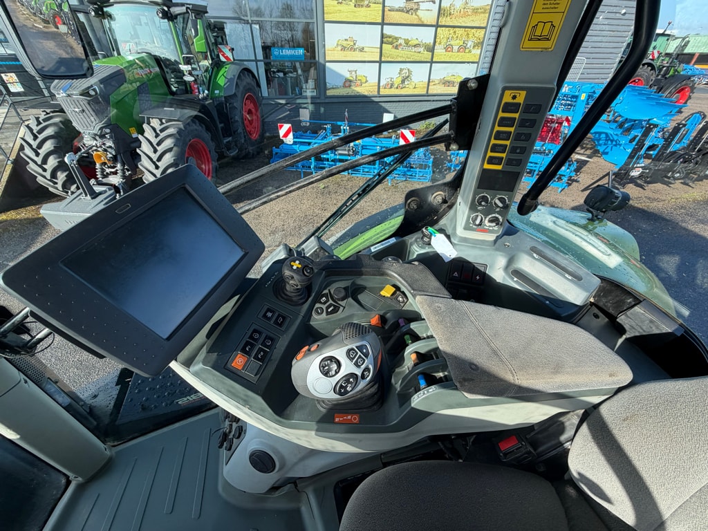 Tracteur CLAAS AXION 830 CEBIS - photo slide 17
