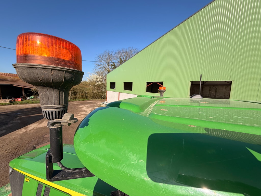 Tracteur JOHN DEERE 6R250 - photo slide 7