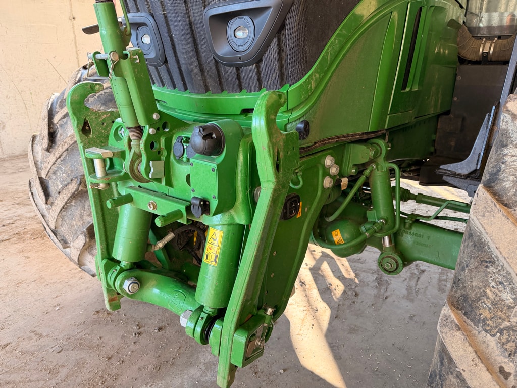 Tracteur JOHN DEERE 6R250 - photo slide 10