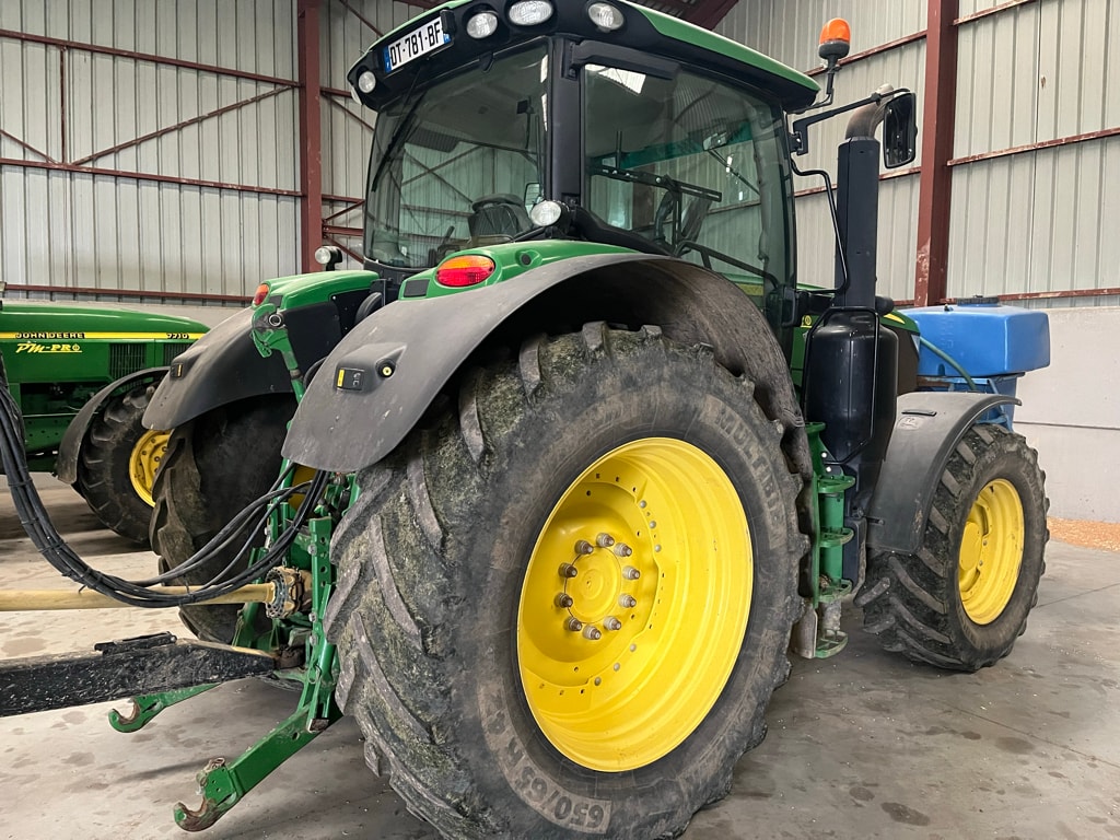 Tracteur JOHN DEERE 6175R - photo slide 4