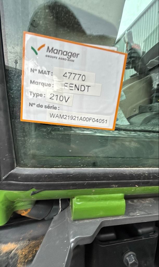 Tracteur FENDT 210V - photo slide 5