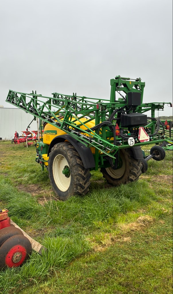 Pulverisateur JOHN DEERE 732 - photo slide 4
