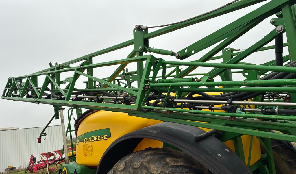 Pulverisateur JOHN DEERE 732 - photo slide 7