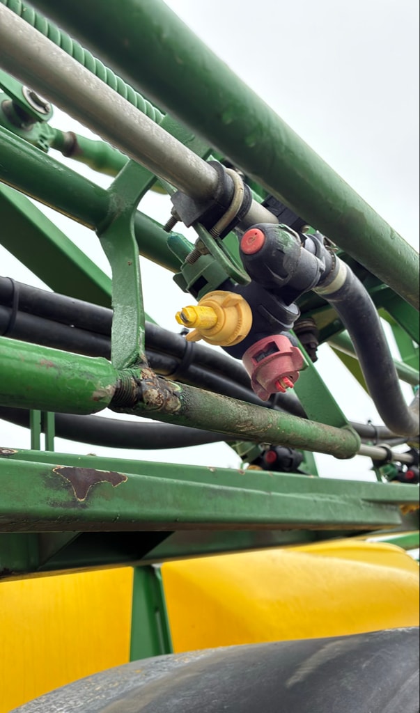 Pulverisateur JOHN DEERE 732 - photo slide 10
