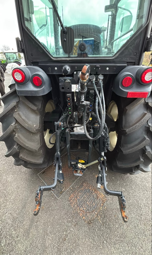Tracteur NEW HOLLAND T4.100F - photo slide 11