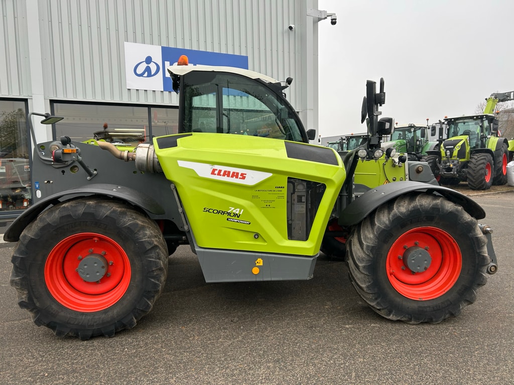 Telescopique CLAAS SCORPION 741 VARIPOWER - photo slide 8
