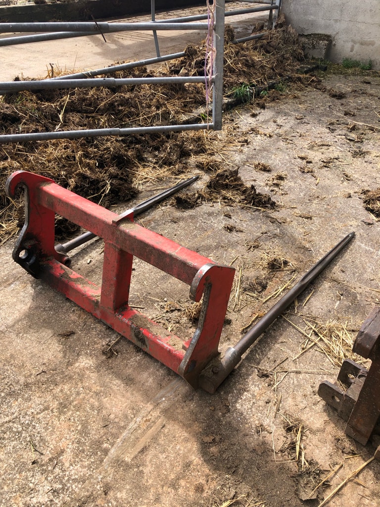 Valet de ferme SCHAEFFER 8610 T - photo slide 11