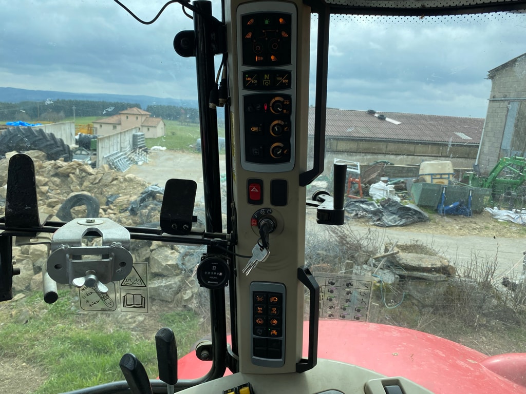 Tracteur MASSEY FERGUSON 7716S DYNA-6 ESSENTIAL - photo slide 10