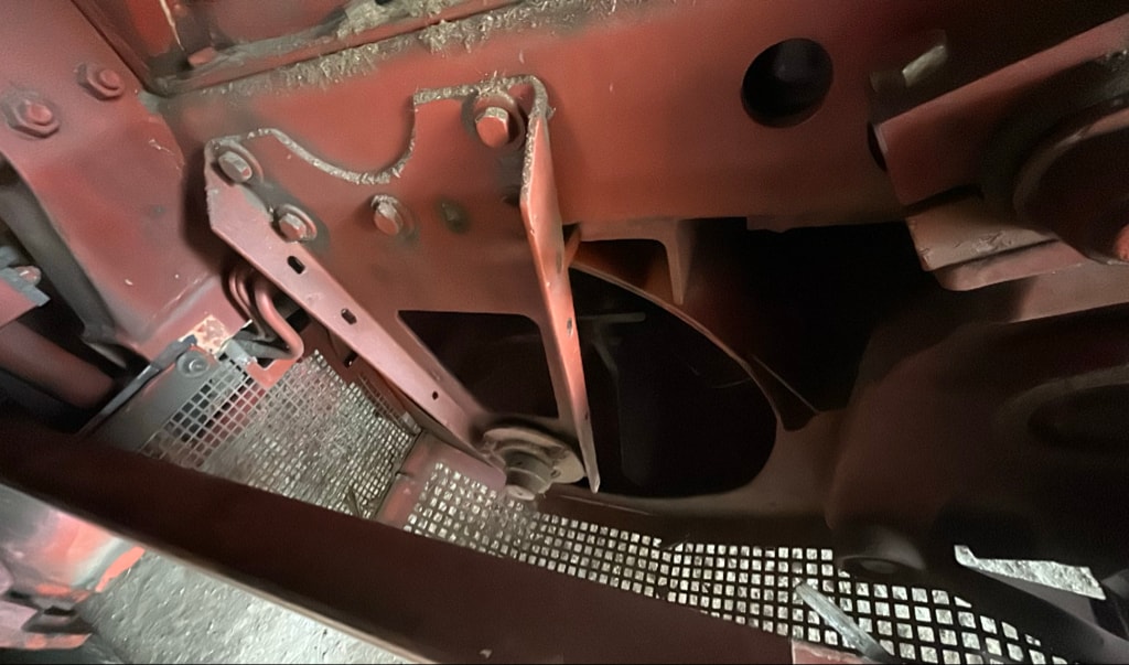 Moissonneuse LAVERDA L 521 - photo slide 17