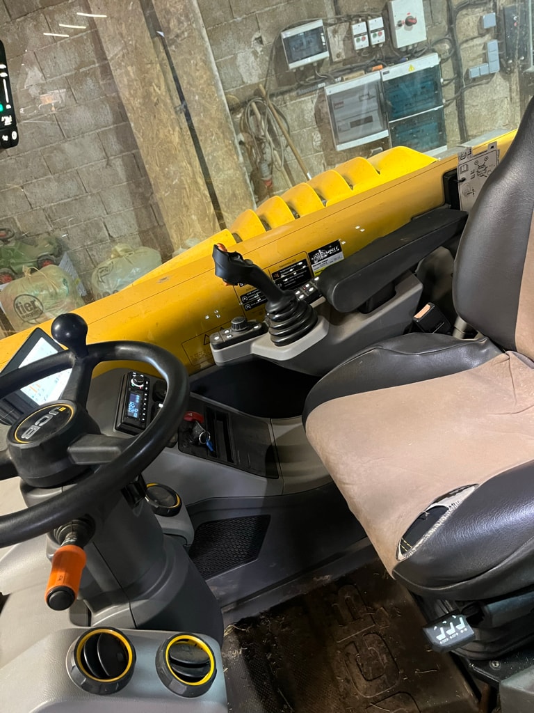 Telescopique JCB 538-60 AGRISUPER PS6 - photo slide 12