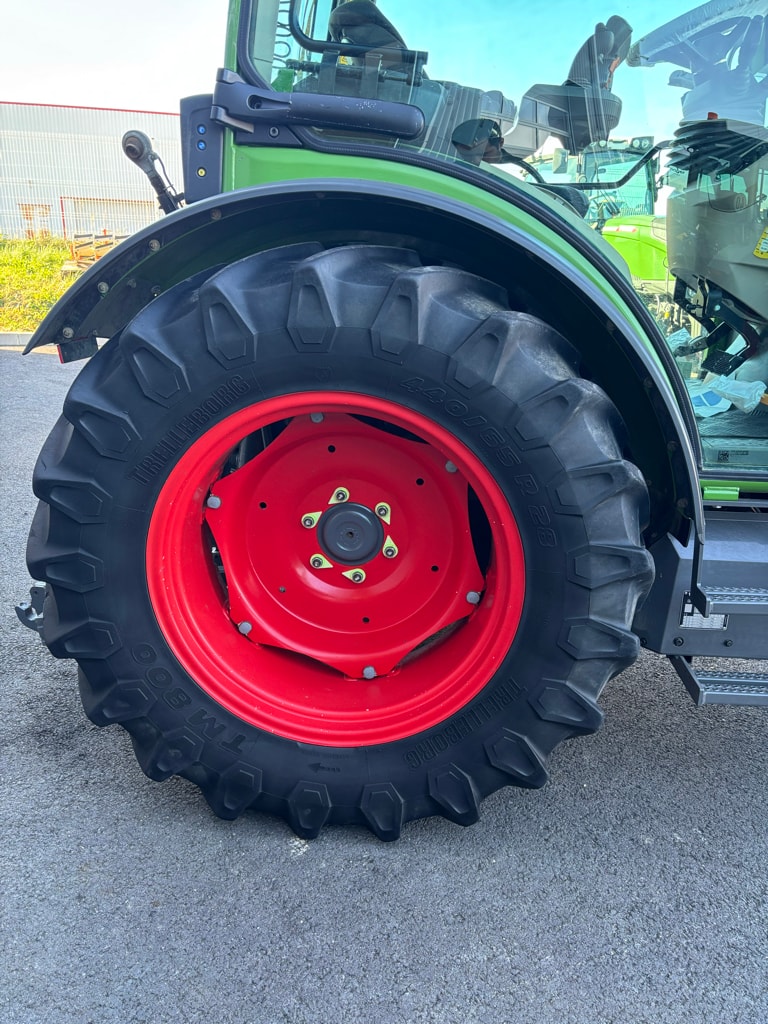 Tracteur FENDT 209F - photo slide 7