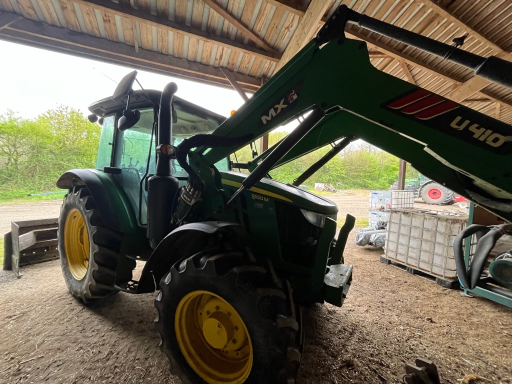 Tracteur JOHN DEERE 5100M - photo slide 6