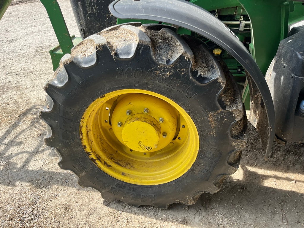 Tracteur JOHN DEERE 5100M - photo slide 9