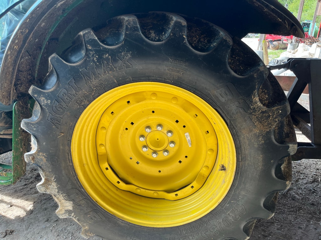 Tracteur JOHN DEERE 5100M - photo slide 10