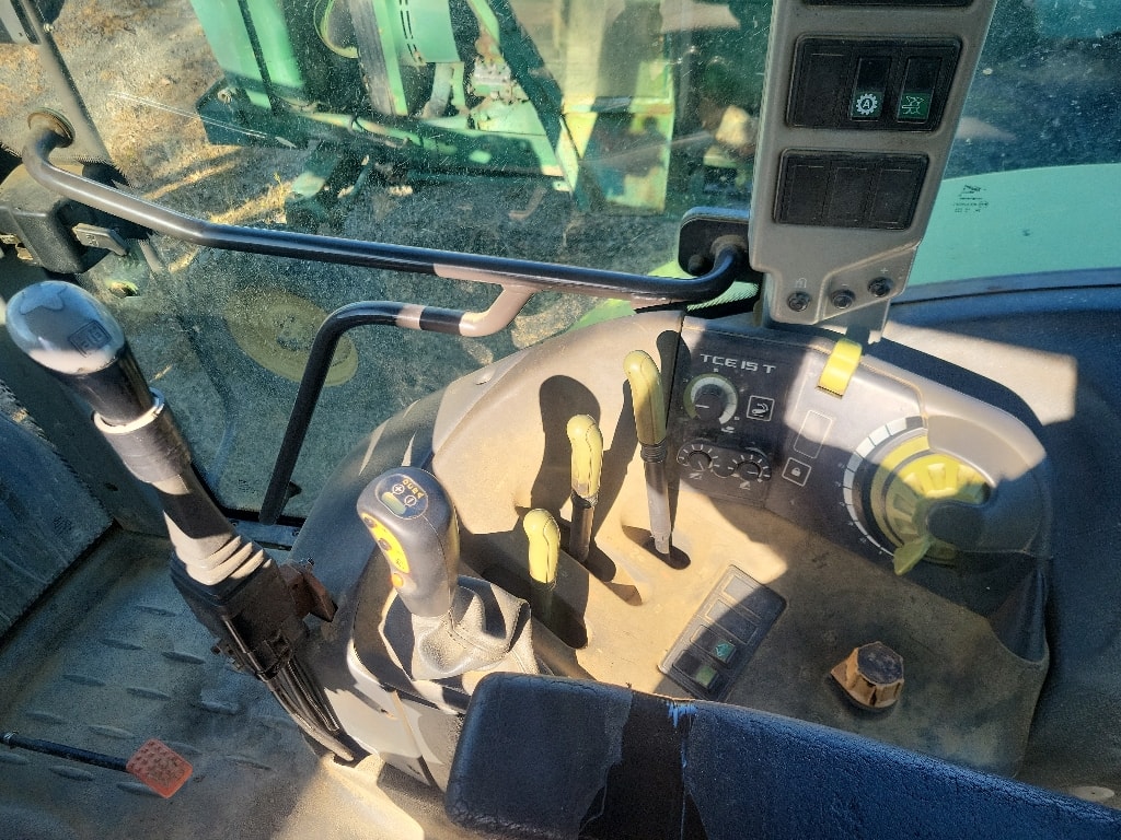 Tracteur CLAAS 657 ATZ - photo slide 7
