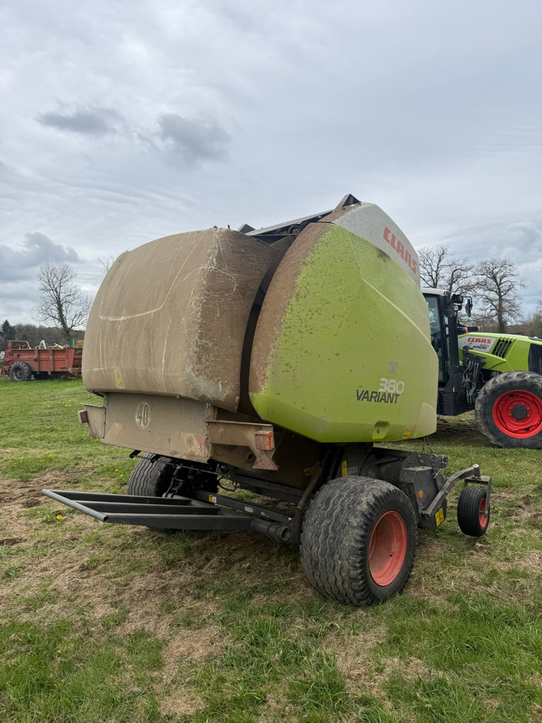 Presse balles rondes CLAAS VARIANT 380 RF - photo slide 3