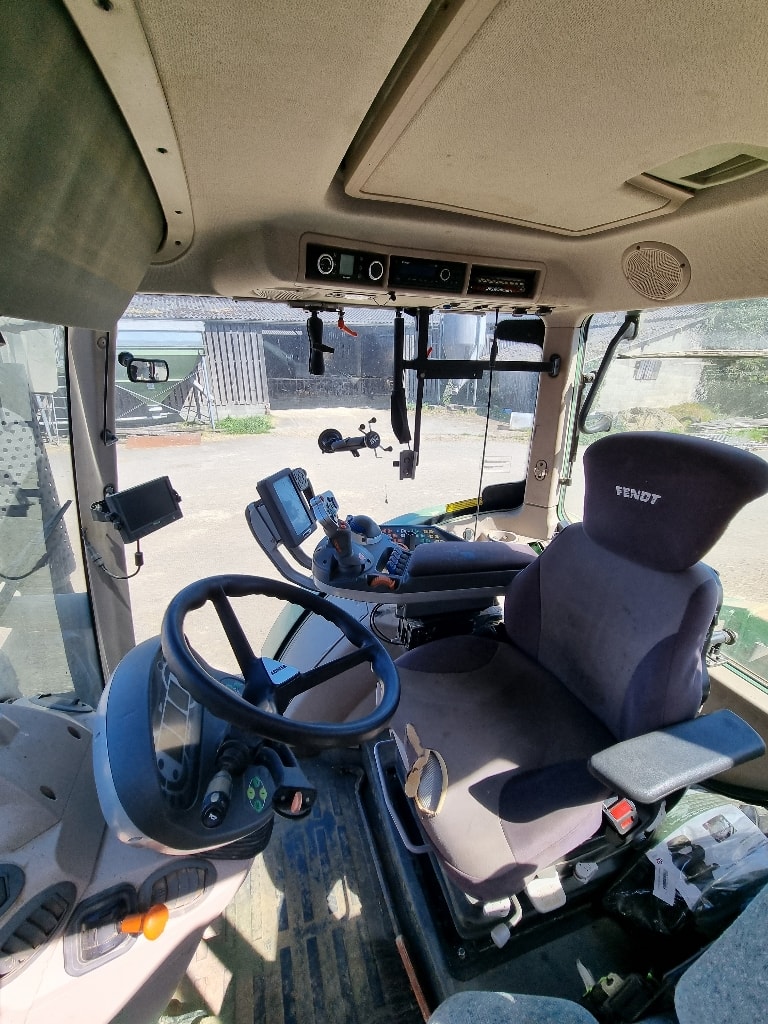 Tracteur FENDT 716 VARIO PROFI - photo slide 14