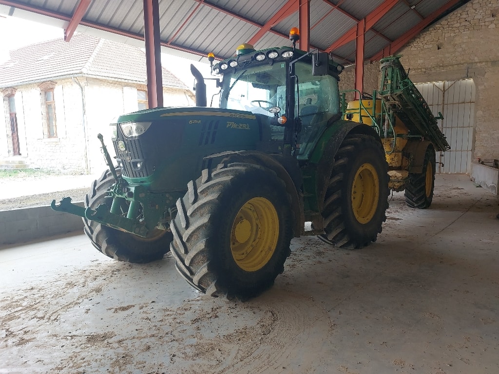 Tracteur JOHN DEERE 6215R FT4 - photo slide 1