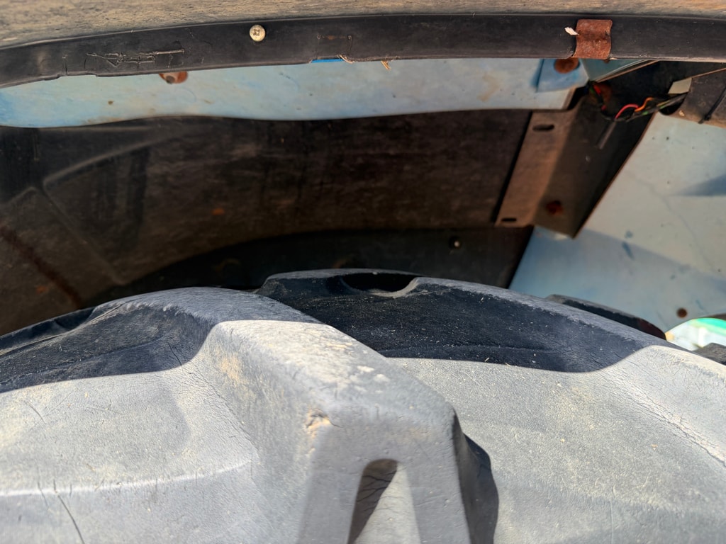 Tracteur chargeur NEW HOLLAND TS 100 - photo slide 15