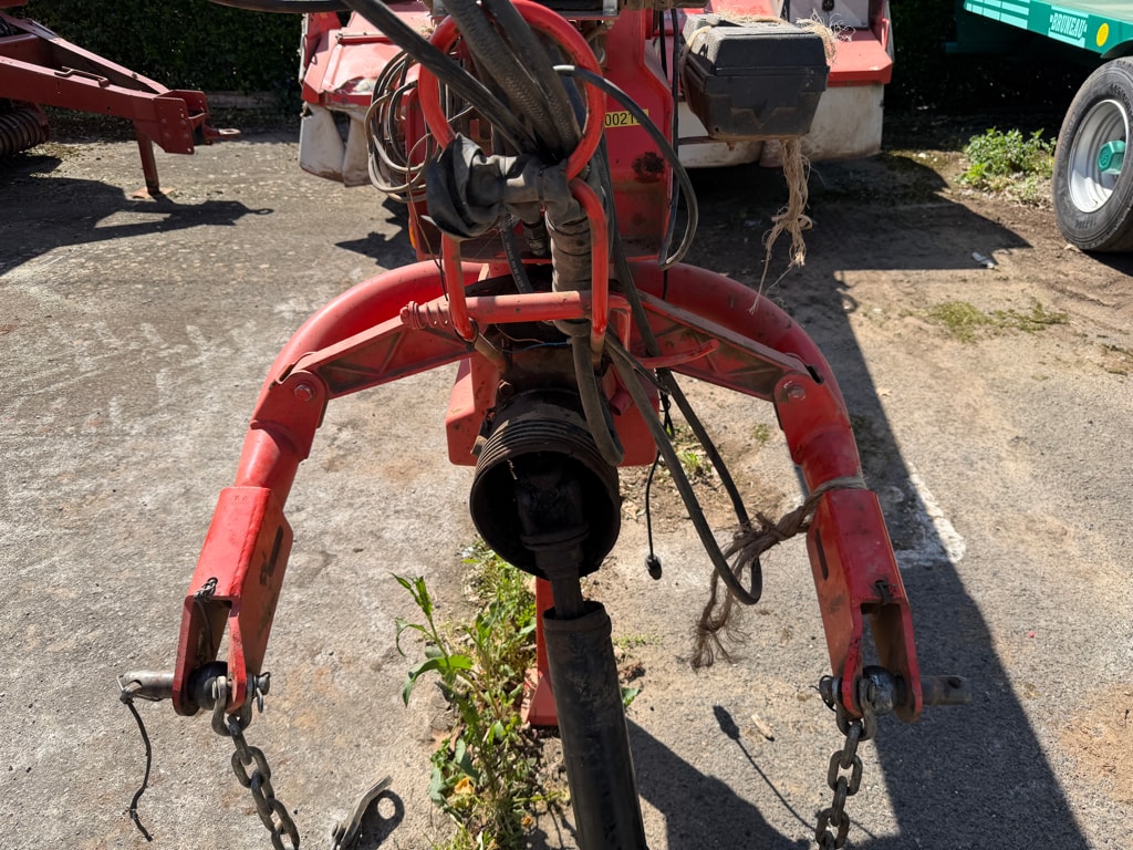 Faucheuse conditionneuse KUHN FC 303 GC - photo slide 8