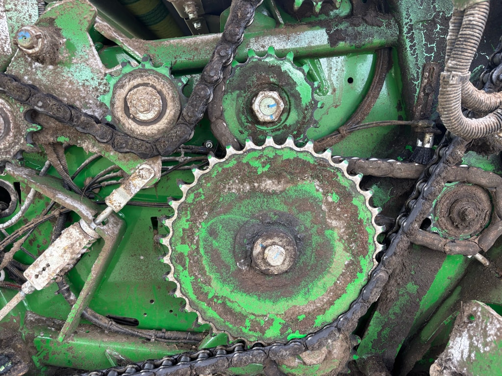 Presse enrubanneuse JOHN DEERE C441R - photo slide 7