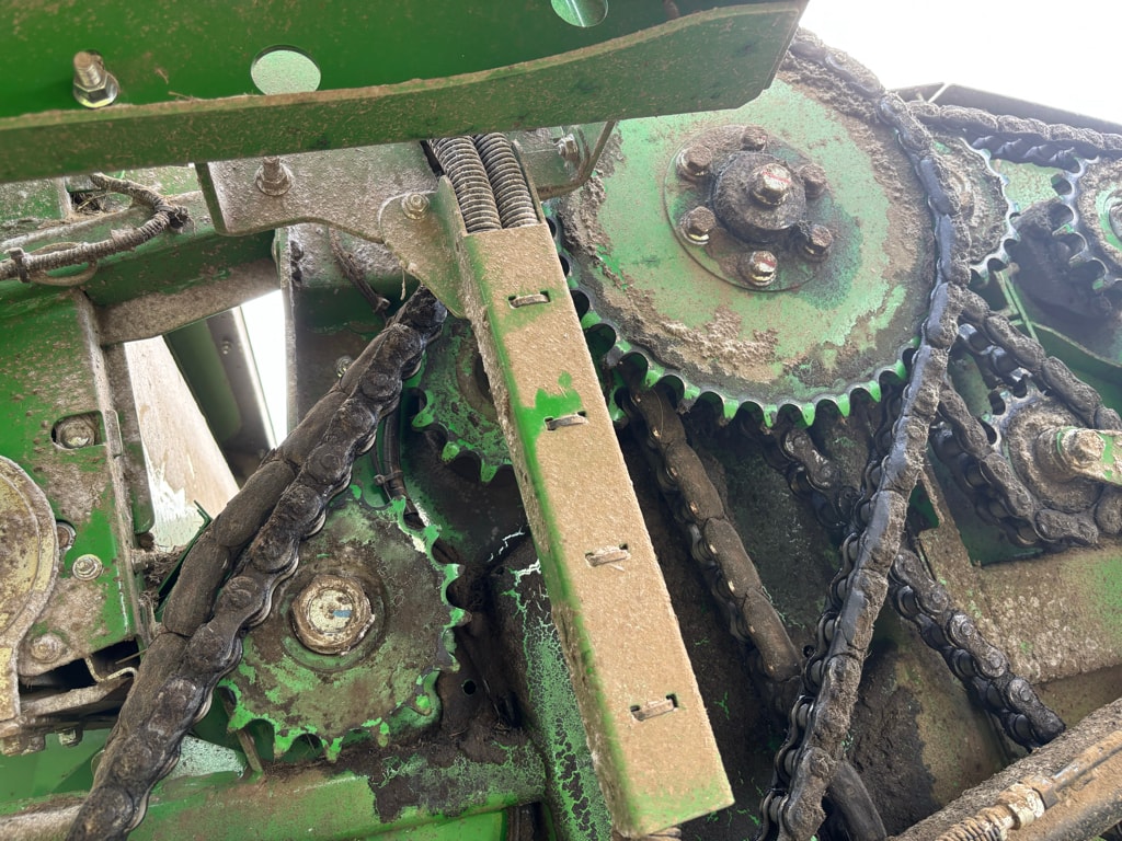Presse enrubanneuse JOHN DEERE C441R - photo slide 12