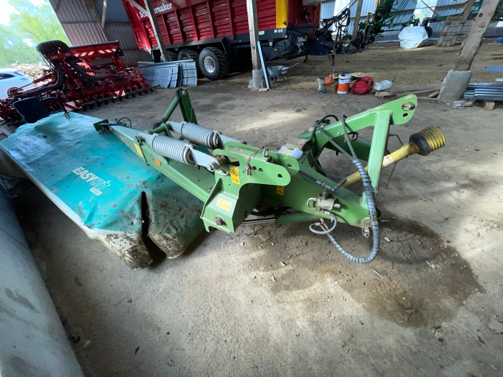 Faucheuse KRONE Easy cut R 400 - photo slide 3