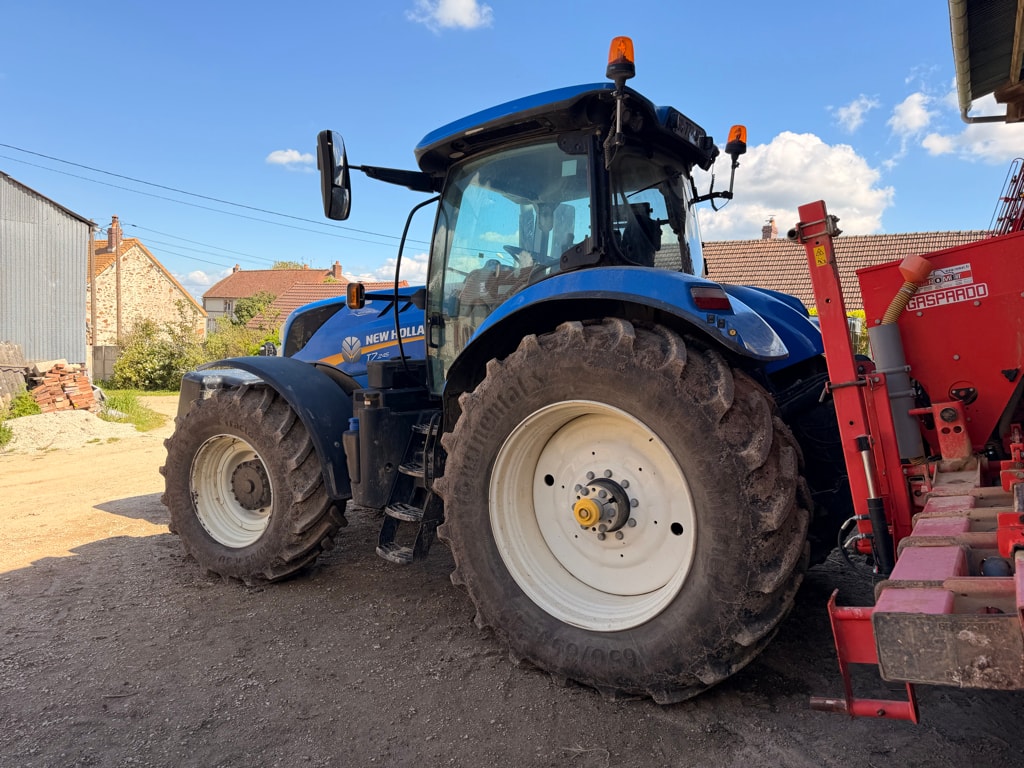 Tracteur NEW HOLLAND T7.245 AC - photo slide 4