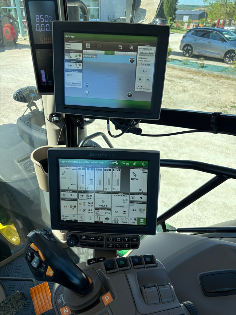 Tracteur JOHN DEERE 6250R - photo slide 15