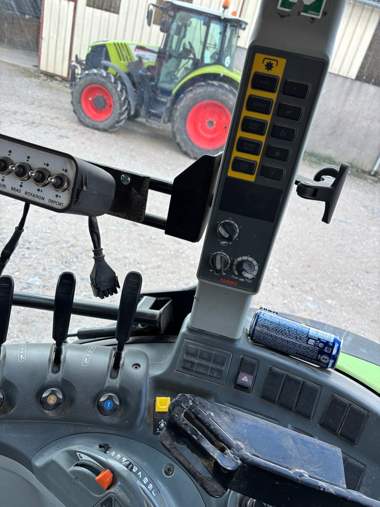 Tracteur CLAAS ARION 420 - photo slide 12